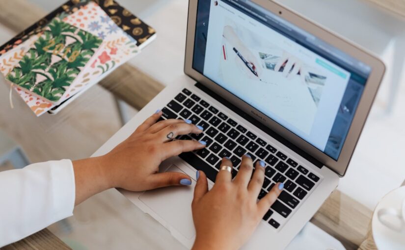 How to Start a Fashion Blog: A Beginner's Guide