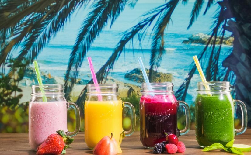10 Delicious and Nutritious Smoothie Recipes
